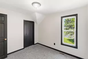 1035 E Main St, Mankato, MN 56001 - Photo 26