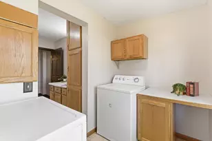 1035 E Main St, Mankato, MN 56001 - Photo 16