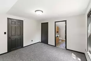 1035 E Main St, Mankato, MN 56001 - Photo 20