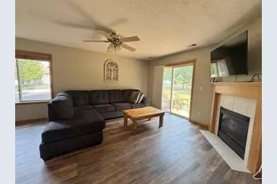 701 S Oaks Drive, Hastings, MN 55033 - Photo 12