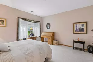 6889 Folkestone Rd, Apple Valley, MN 55124 - Photo 16