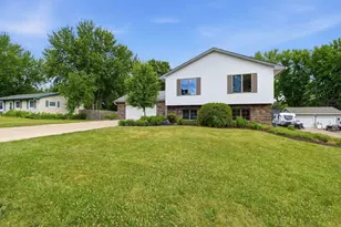 4027 Elmwood Dr, Saint Bonifacius, MN 55375 - Photo 4