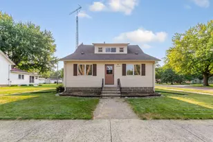 200 1st Ave SE, Mapleton, MN 56065 - Photo 1