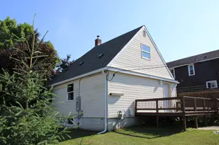 220 Garfield St, Eveleth, MN 55734 - Photo 12