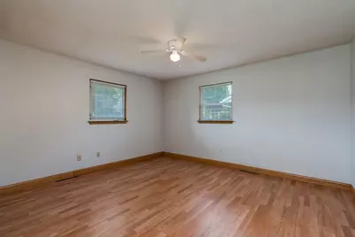 109 Jay Street, Le Sueur, MN 56058 - Photo 12