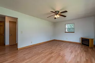 109 Jay St, Le Sueur, MN 56058 - Photo 4
