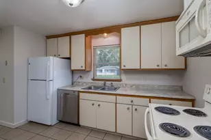 109 Jay St, Le Sueur, MN 56058 - Photo 10