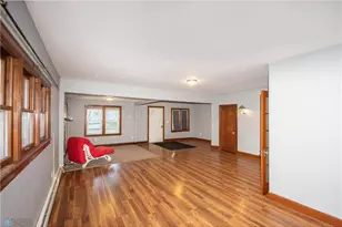 114 1st Ave NW, Rothsay, MN 56579 - Photo 2