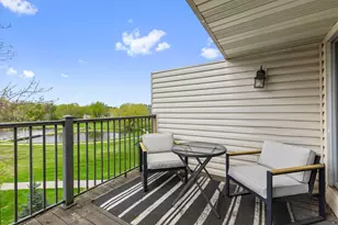 10720 Rockford Rd, Plymouth, MN 55442 - Photo 32