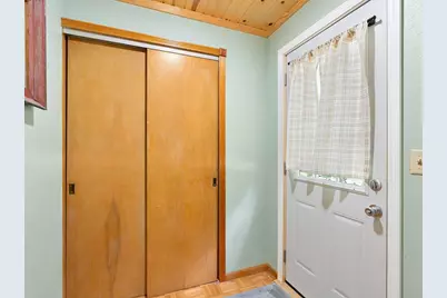 828 Clinton Street E, Waterville, MN 56096 - Photo 24