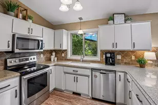1121 Scott St S, Shakopee, MN 55379 - Photo 12