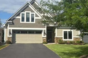 8776 Upper 7th Pl, Lake Elmo, MN 55042 - Photo 2