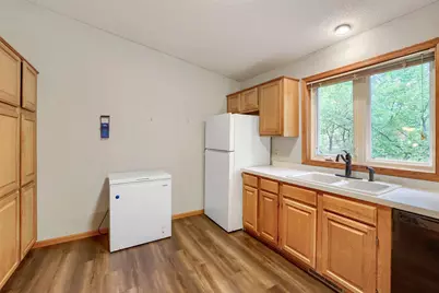 13027 Penn Avenue S, Burnsville, MN 55337 - Photo 4