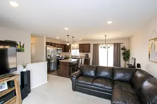 1709 Maple Leaf Ln, Litchfield, MN 55355 - Photo 6