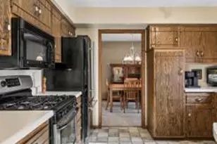 1912 Serendipity Ct, New Brighton, MN 55112 - Photo 6