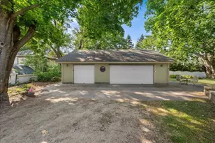 921 4th St N, Stillwater, MN 55082 - Photo 6