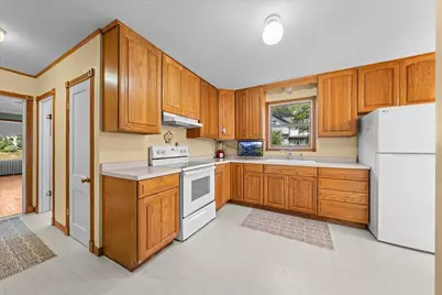 921 4th Street N, Stillwater, MN 55082 - Photo 10