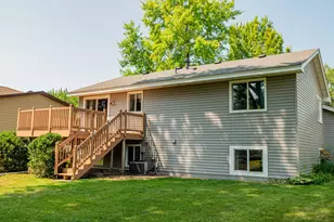 3244 Meadow Brook Ct, Vadnais Heights, MN 55127 - Photo 8