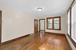 1117 Westminster St, Saint Paul, MN 55130 - Photo 8