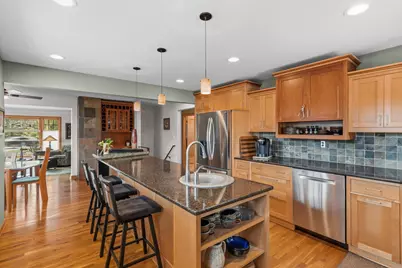 493 Wheelock Parkway W, Saint Paul, MN 55117 - Photo 14