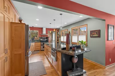 493 Wheelock Parkway W, Saint Paul, MN 55117 - Photo 18