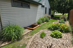 493 Wheelock Parkway W, Saint Paul, MN 55117 - Photo 52