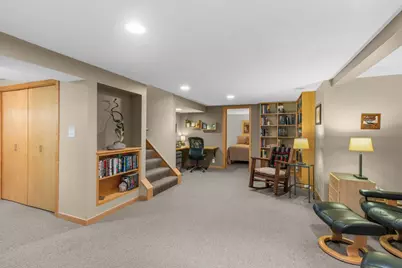 493 Wheelock Parkway W, Saint Paul, MN 55117 - Photo 38