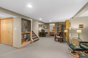 493 Wheelock Parkway W, Saint Paul, MN 55117 - Photo 38
