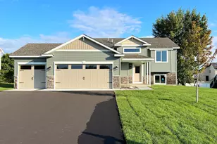 2598 Topaz St, Saint Augusta, MN 56301 - Photo 1