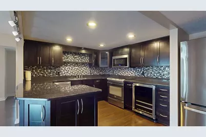 2100 Valkyrie Drive NW #401, Rochester, MN 55901 - Photo 2