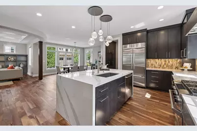633 Park Street E, Wayzata, MN 55391 - Photo 10