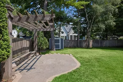 633 Park Street E, Wayzata, MN 55391 - Photo 38