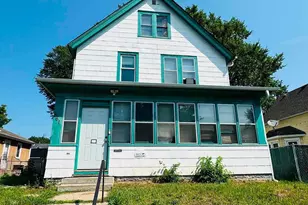 861 Cook Ave E, Saint Paul, MN 55106 - Photo 1