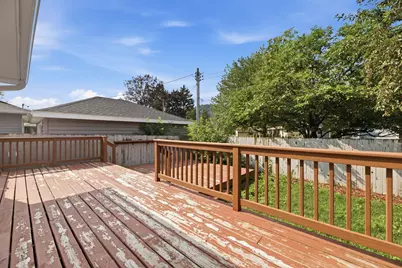 1661 W 6th Street, Winona, MN 55987 - Photo 16
