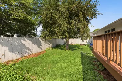 1661 W 6th Street, Winona, MN 55987 - Photo 18