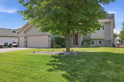 207 Dresden Alcove, Waverly, MN 55390 - Photo 2
