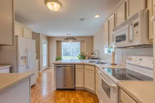 738 33rd St NW, Bemidji, MN 56601 - Photo 8