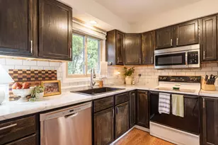 1526 15th St W, Hastings, MN 55033 - Photo 4
