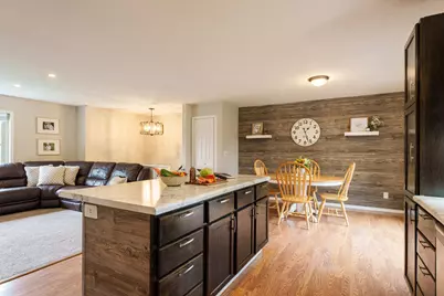 1526 15th Street W, Hastings, MN 55033 - Photo 2