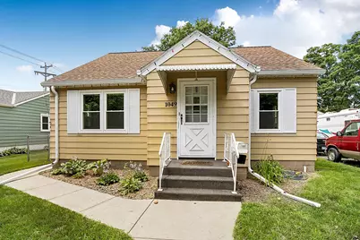1049 16th Avenue S, Saint Cloud, MN 56301 - Photo 1