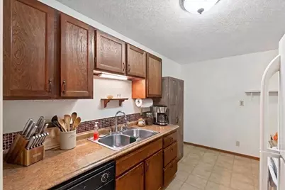 135 Viking Drive E #309, Little Canada, MN 55117 - Photo 8