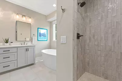 7036 Crowne Oak Road, Eden Prairie, MN 55344 - Photo 20
