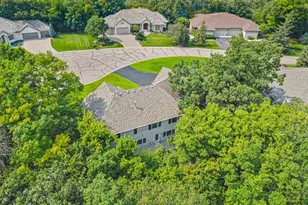 7036 Crowne Oak Rd, Eden Prairie, MN 55344 - Photo 46