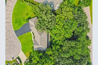 7036 Crowne Oak Road, Eden Prairie, MN 55344 - Photo 48