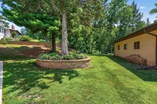 1472 Bridgeview Ave, Eagan, MN 55121 - Photo 16