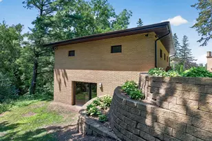 1472 Bridgeview Ave, Eagan, MN 55121 - Photo 68