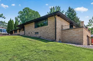 1472 Bridgeview Ave, Eagan, MN 55121 - Photo 6