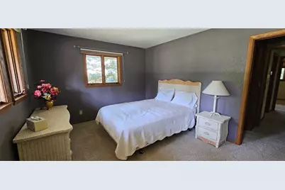 911 Oakmont Drive, Thief River Falls, MN 56701 - Photo 34
