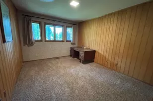 911 Oakmont Dr, Thief River Falls, MN 56701 - Photo 24