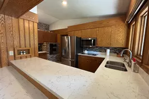 911 Oakmont Dr, Thief River Falls, MN 56701 - Photo 16